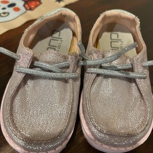 Hey Dude size 6 (fits like a 5ish) toddler glittery shoes